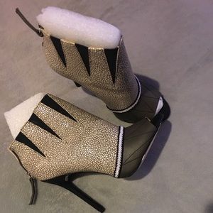 Gwen stefani shoe